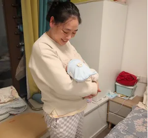 初级月嫂